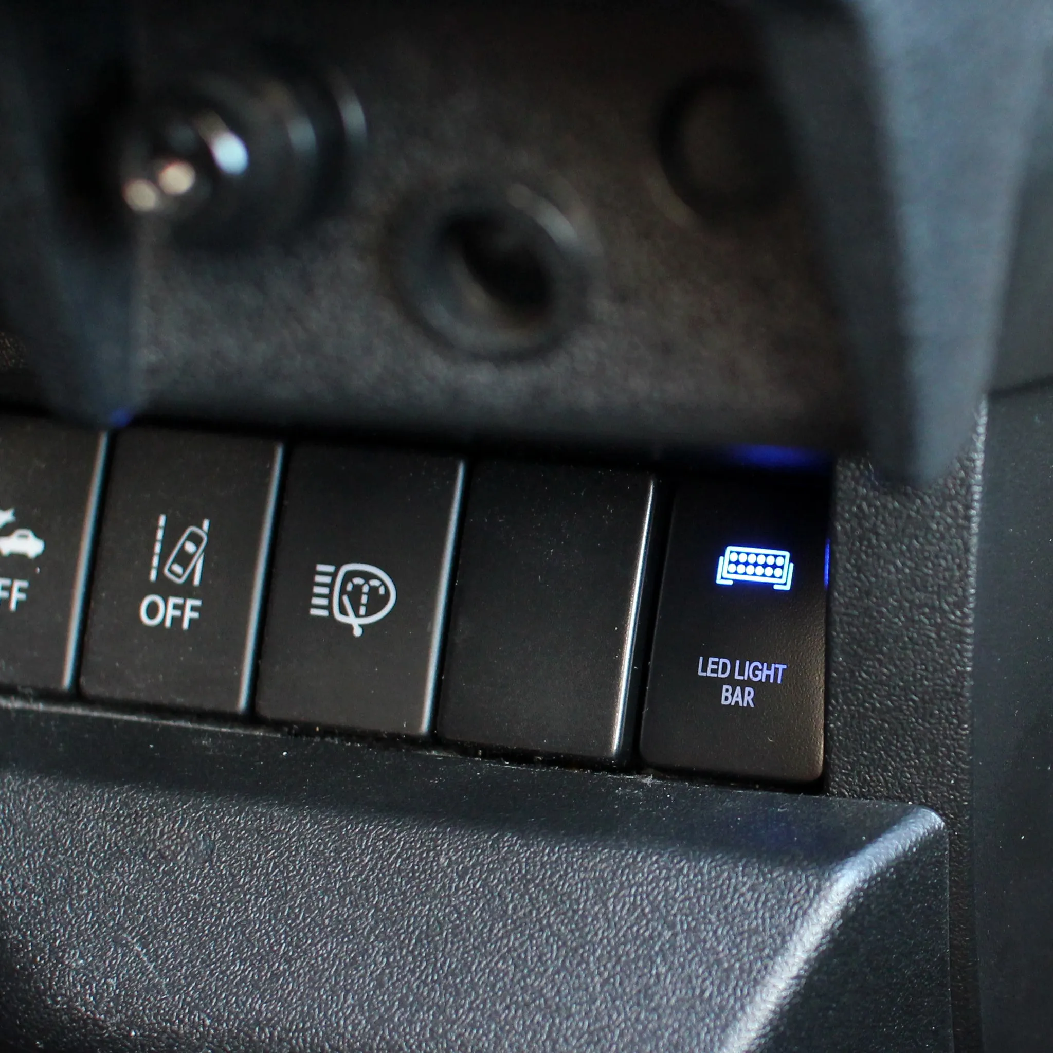 Accessory Switches for Suzuki Jimny (2018 )