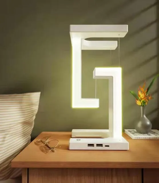 Balance Lamp : Unique, balanced lighting experience