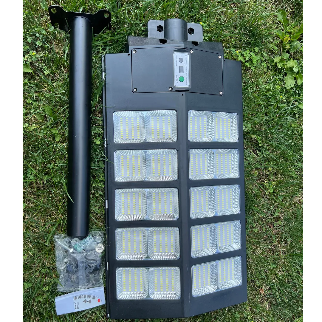 BigM high-capacity LED 1000W solar street light for commercial use