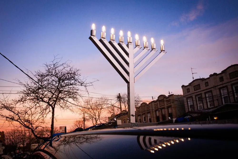 Car Display Menorah 2 Ft