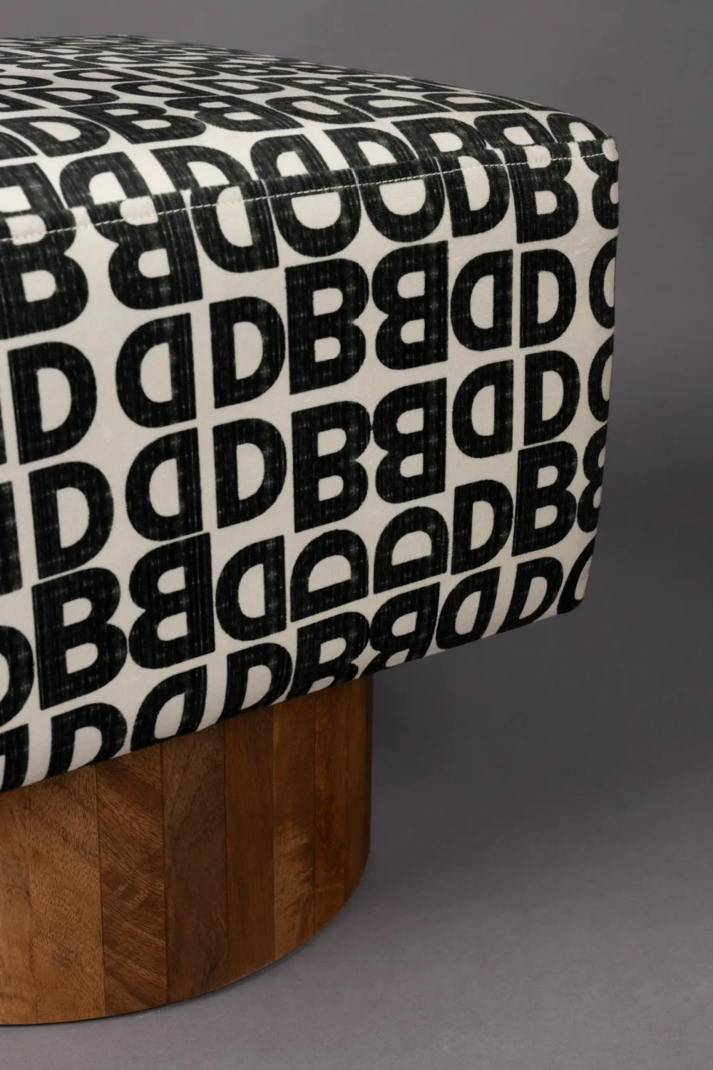 Letter Print Square Stool | Dutchbone Monogram