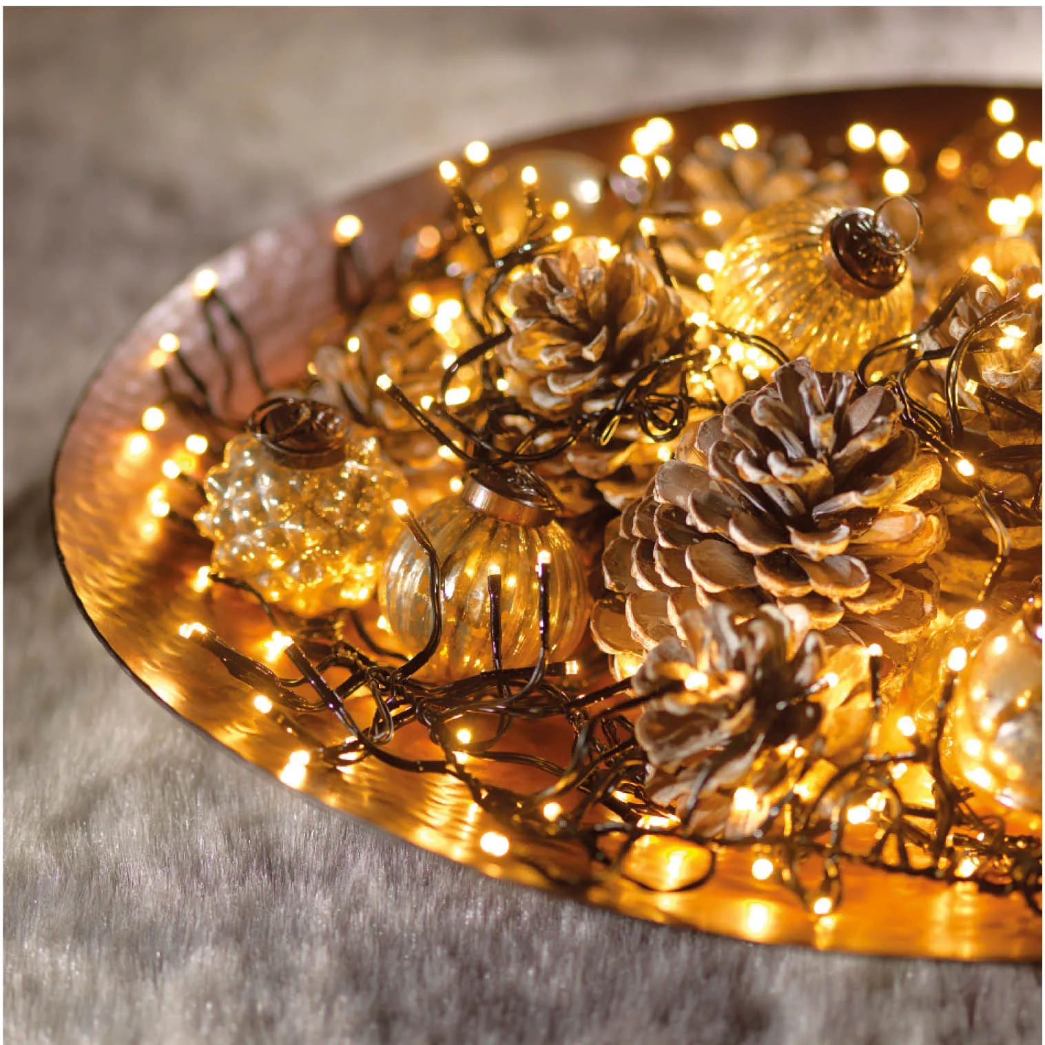 Lumineo 1512 Warm White Twinkle LED Cluster Lights