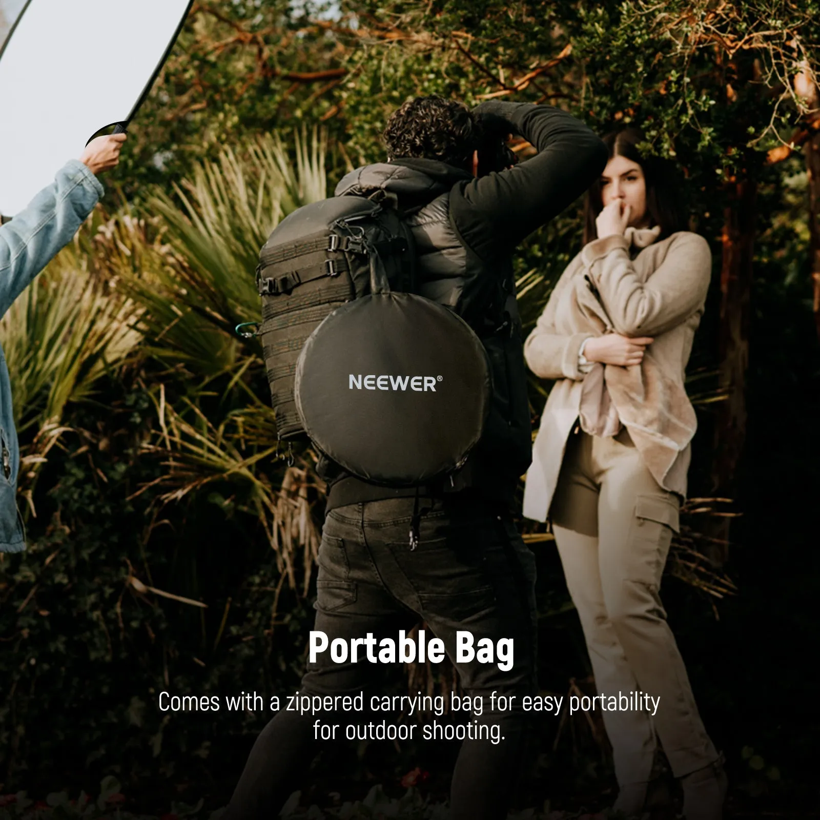 NEEWER Light Reflector with Handle Grip