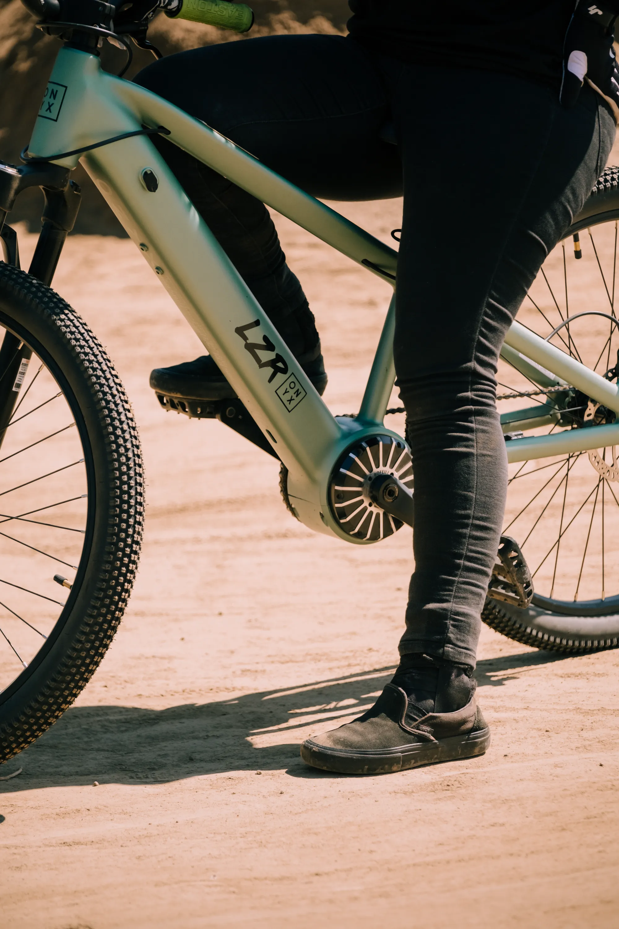 ONYX LZR 500W E-Dirt Jumper Electric Bike