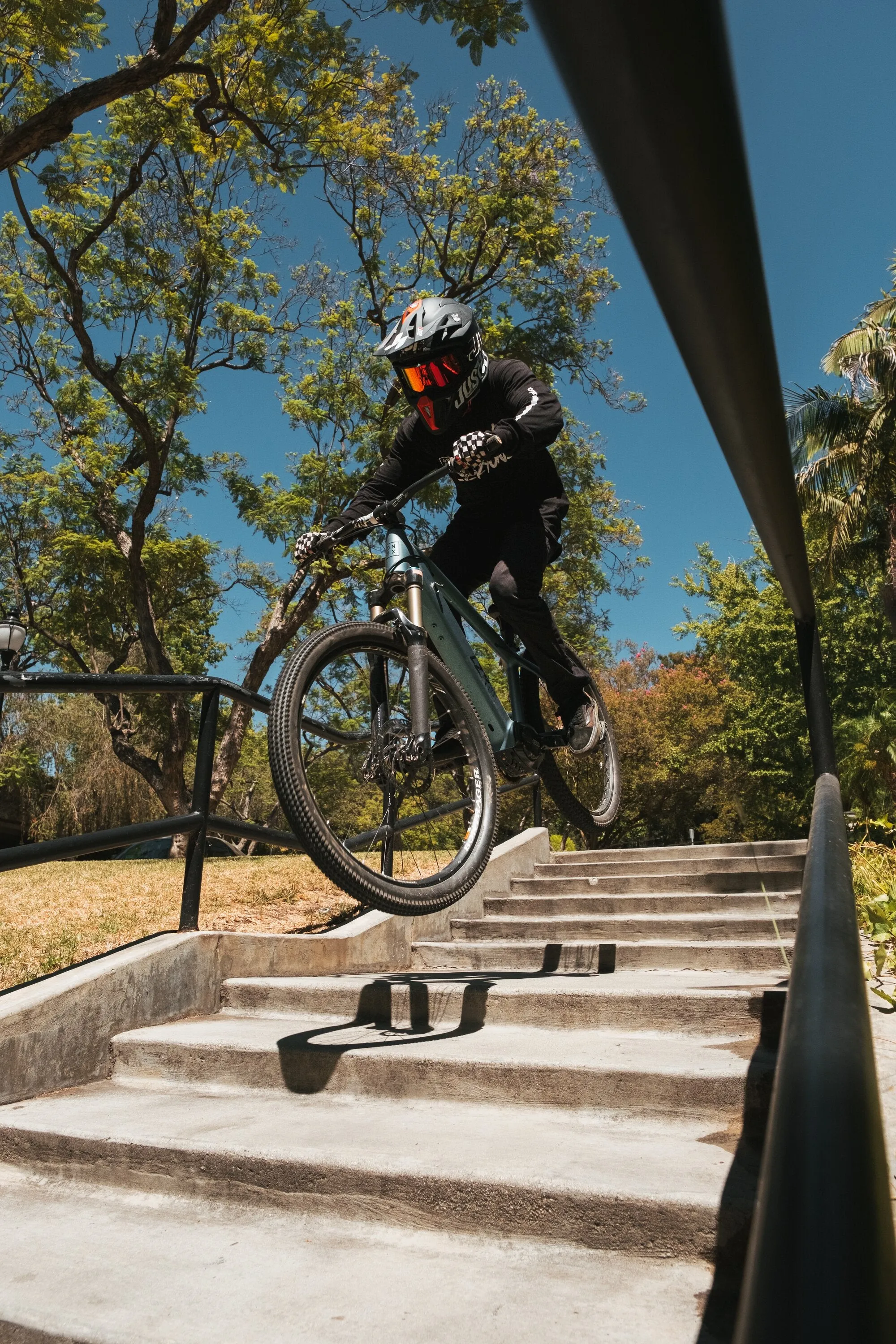ONYX LZR 500W E-Dirt Jumper Electric Bike